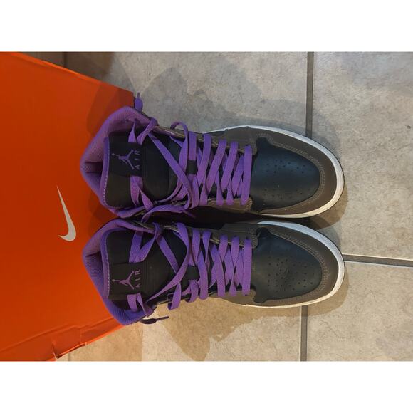 Air Jordan 1 Mid 'Palomino / Purple Mocha' main image 0